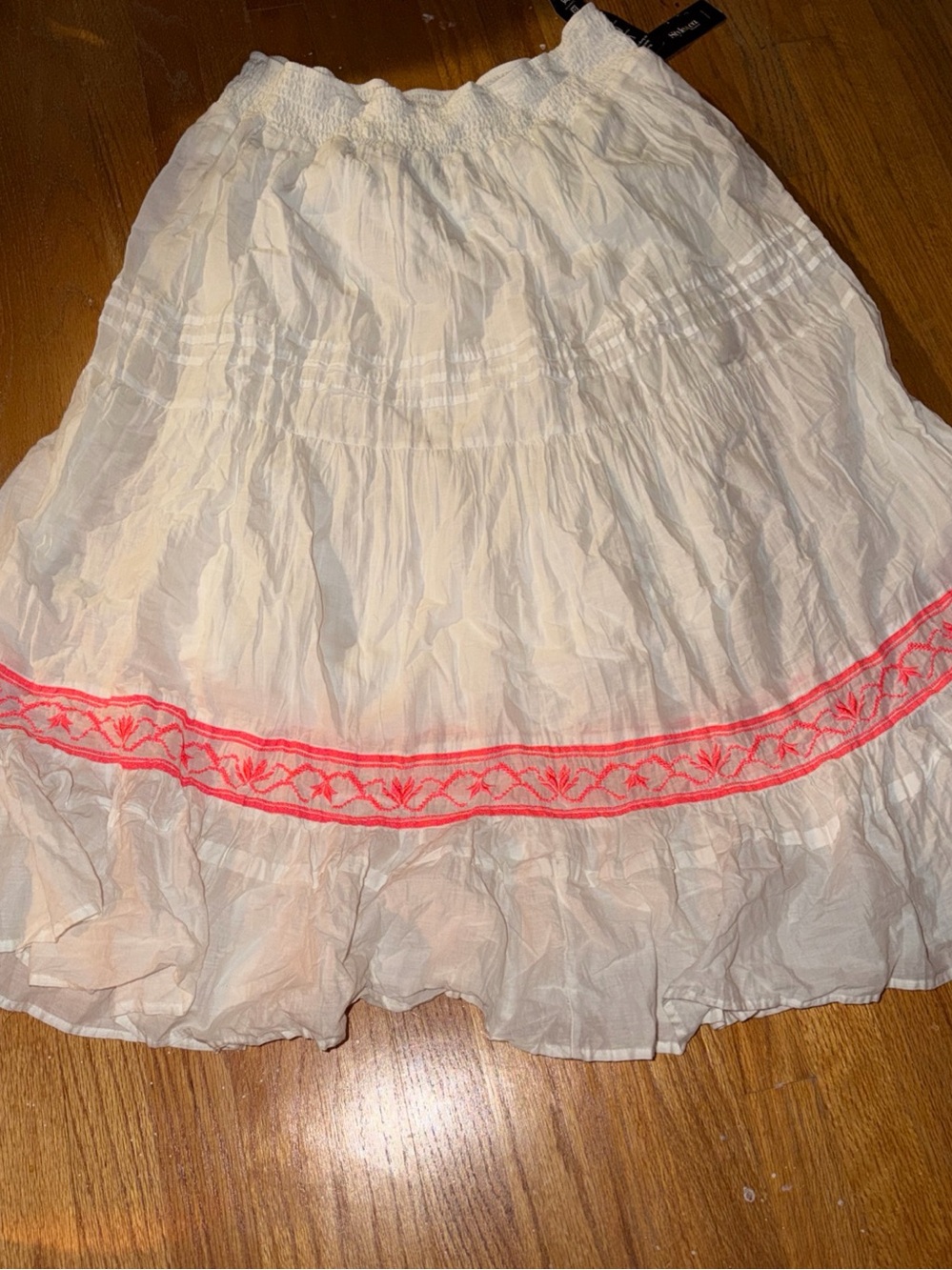 Style & co White Cotton Tiered Skirt with Neon Pink Embroidery sz 1xl nwt